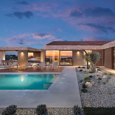 Villa Royale Croatia With Golf Green In Brtonigla Exterior foto