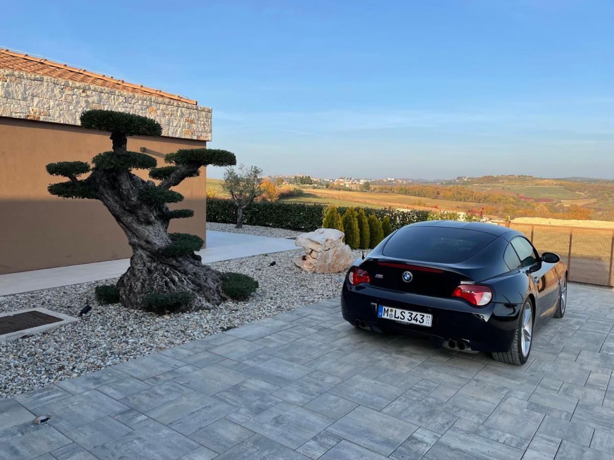 Villa Royale Croatia With Golf Green In Brtonigla Exterior foto